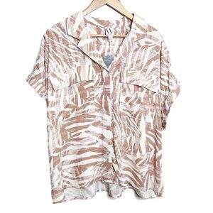 W by Worth Taupe and White Printed Short Sleeve Shirt